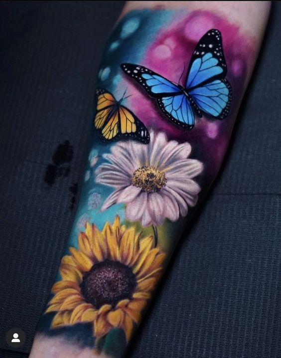 Tatouage tournesol & papillons colorés
