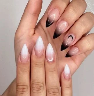 Nail art nude 50 photos et inspirations pour vos ongles 2024