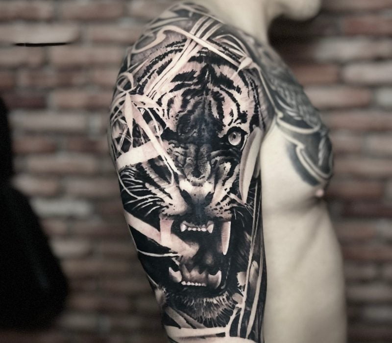 tatouage réaliste Tigre 