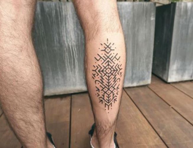 tatouage ornemental Symboles Et Dotwork 