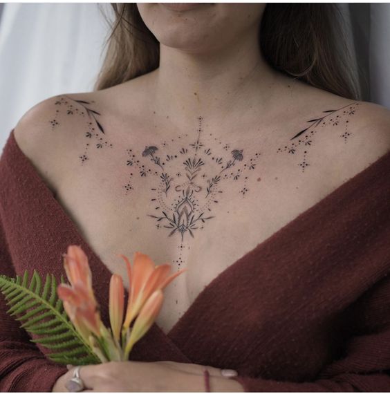 tatouage ornemental Fleurs Minimalistes 