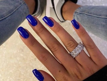 nail Art Hiver Bleu électrique