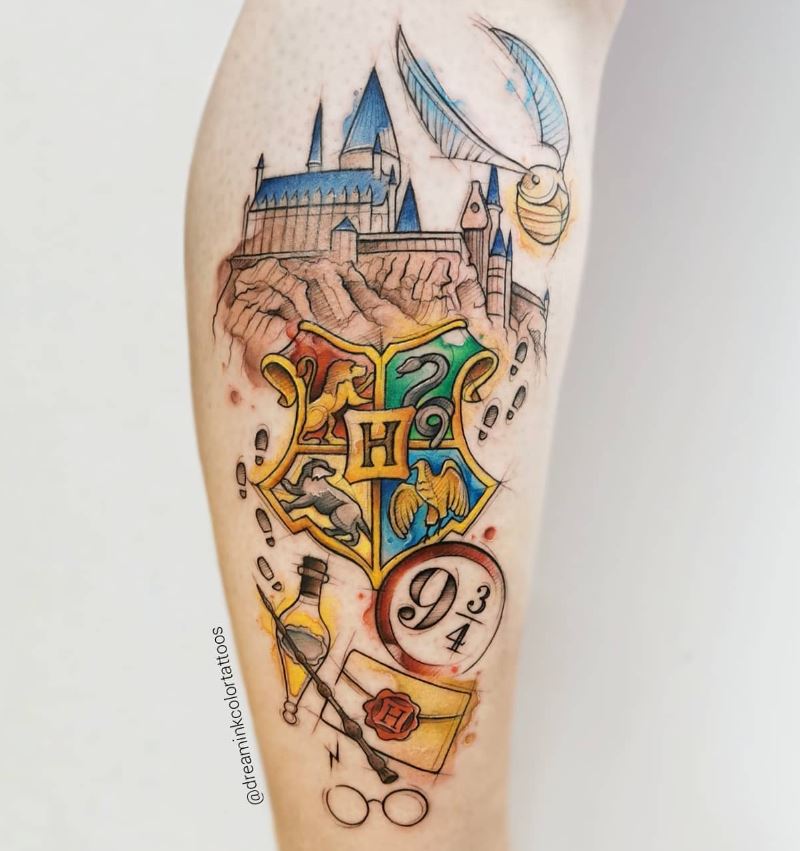 Tatouage Poudlard Et Composition Colorée Harry Potter 