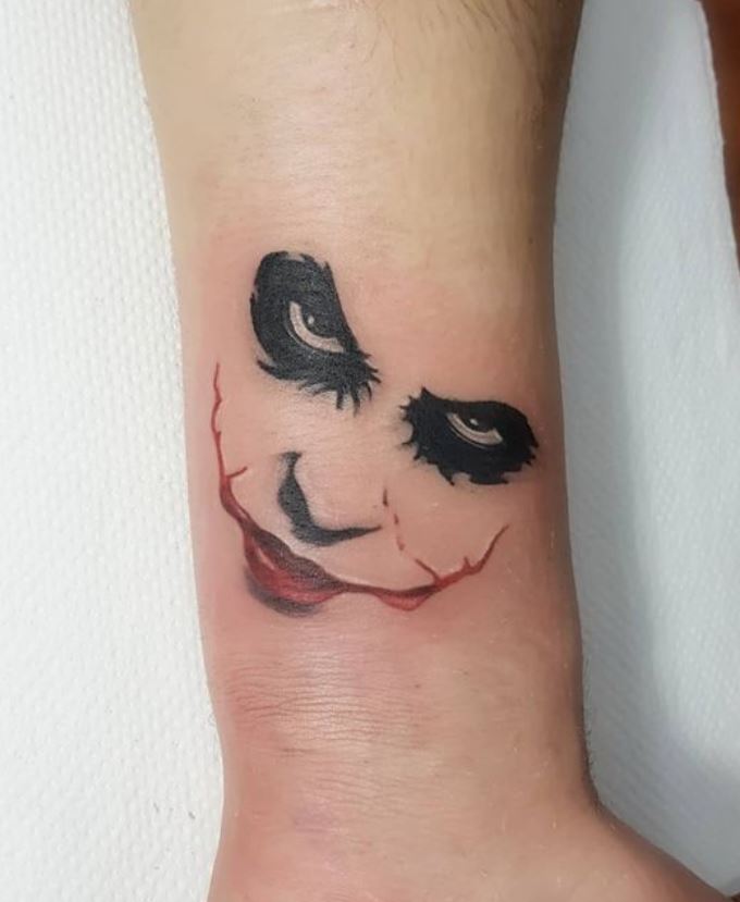 Tatouage Visage Du Joker 