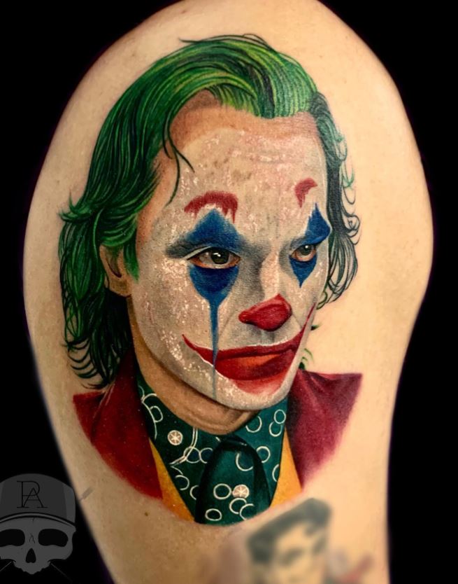 Tatouage Tête Réaliste Du Joker 
