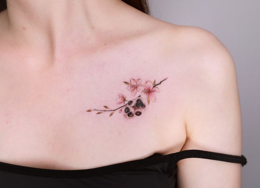  Tatouage Patte De Chien Et Fleur De Cerisier 
