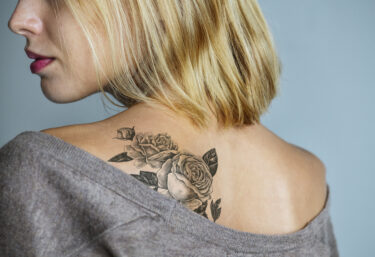 Quelle fleur choisir pour son futur tatouage ?