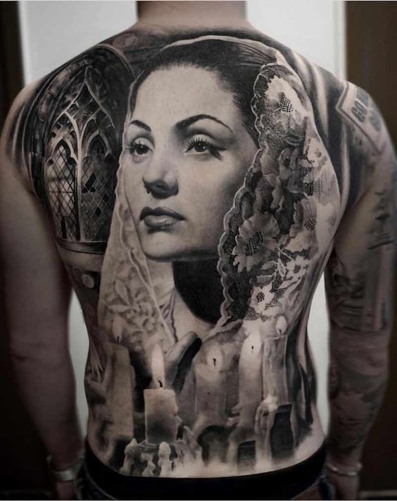 Tatouage Portrait De Femme Voilée 