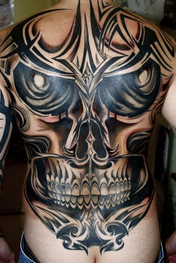 Tatouage Crâne Gothique