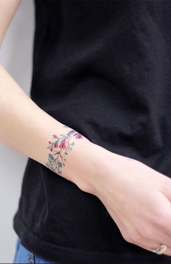Tatouage Bracelet Fleurs Multicolores