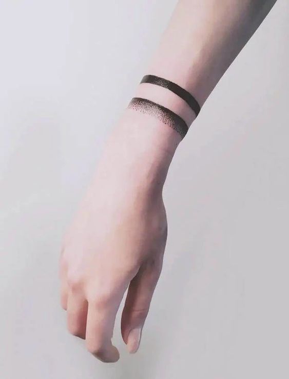 Tatouage Bracelet Deux Bandes Noires
